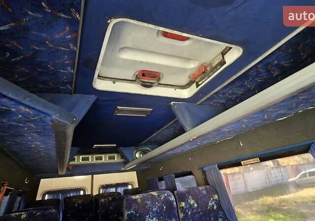 Белый Мерседес Sprinter, объемом двигателя 2.7 л и пробегом 500 тыс. км за 10799 $, фото 32 на Automoto.ua
