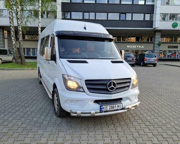 Белый Мерседес Sprinter, объемом двигателя 2.7 л и пробегом 950 тыс. км за 16399 $, фото 4 на Automoto.ua