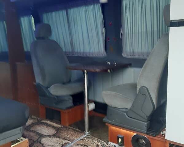 Білий Мерседес Sprinter, об'ємом двигуна 2.1 л та пробігом 280 тис. км за 19000 $, фото 8 на Automoto.ua