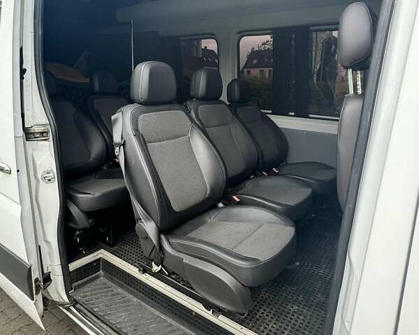 Белый Мерседес Sprinter, объемом двигателя 2.2 л и пробегом 680 тыс. км за 16350 $, фото 5 на Automoto.ua