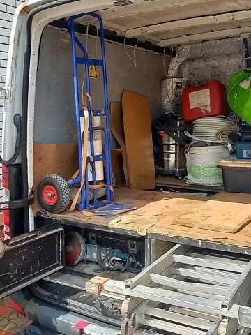 Белый Мерседес Sprinter, объемом двигателя 2.1 л и пробегом 417 тыс. км за 9300 $, фото 10 на Automoto.ua