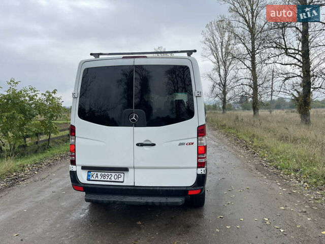 Белый Мерседес Sprinter, объемом двигателя 2.15 л и пробегом 380 тыс. км за 5699 $, фото 18 на Automoto.ua