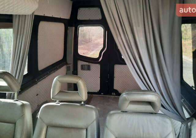 Мерседес Sprinter 2008 в Шацке на Automoto.ua Белый Мерседес Sprinter, объемом двигателя 2.15 л и пробегом 340 тыс. км за 11900 $, фото 4 на Automoto.ua
