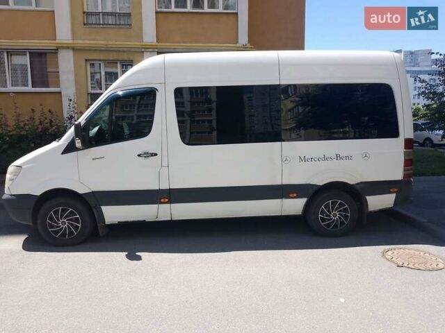 Білий Мерседес Sprinter, об'ємом двигуна 2.15 л та пробігом 400 тис. км за 10700 $, фото 7 на Automoto.ua