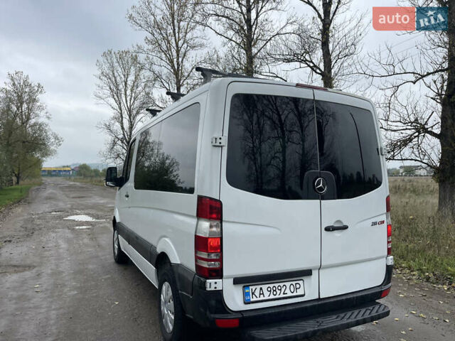 Белый Мерседес Sprinter, объемом двигателя 2.15 л и пробегом 380 тыс. км за 5699 $, фото 14 на Automoto.ua