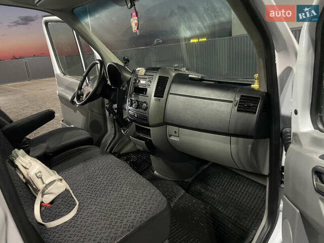 Білий Мерседес Sprinter, об'ємом двигуна 2.2 л та пробігом 304 тис. км за 12000 $, фото 7 на Automoto.ua