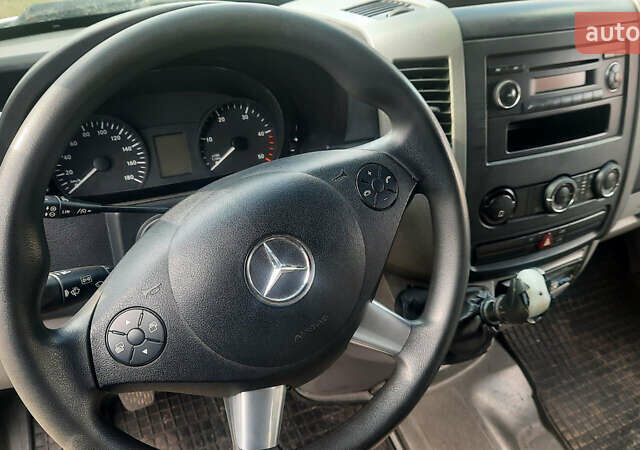 Мерседес Sprinter 2008 в Шацке на Automoto.ua Белый Мерседес Sprinter, объемом двигателя 2.15 л и пробегом 340 тыс. км за 11900 $, фото 12 на Automoto.ua