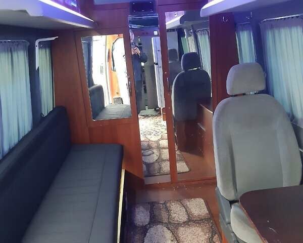 Білий Мерседес Sprinter, об'ємом двигуна 2.1 л та пробігом 280 тис. км за 19000 $, фото 11 на Automoto.ua