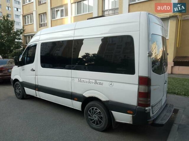 Білий Мерседес Sprinter, об'ємом двигуна 2.15 л та пробігом 400 тис. км за 10700 $, фото 3 на Automoto.ua