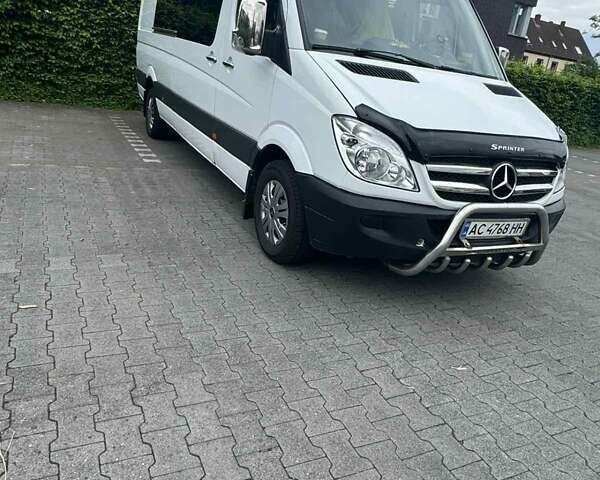 Білий Мерседес Sprinter, об'ємом двигуна 2.2 л та пробігом 680 тис. км за 16350 $, фото 1 на Automoto.ua