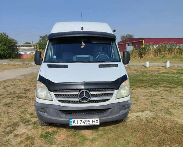 Белый Мерседес Sprinter, объемом двигателя 2.15 л и пробегом 363 тыс. км за 13500 $, фото 5 на Automoto.ua