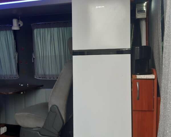 Білий Мерседес Sprinter, об'ємом двигуна 2.1 л та пробігом 280 тис. км за 19000 $, фото 9 на Automoto.ua