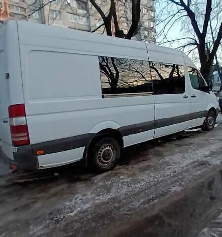 Білий Мерседес Sprinter, об'ємом двигуна 2.2 л та пробігом 300 тис. км за 9000 $, фото 33 на Automoto.ua