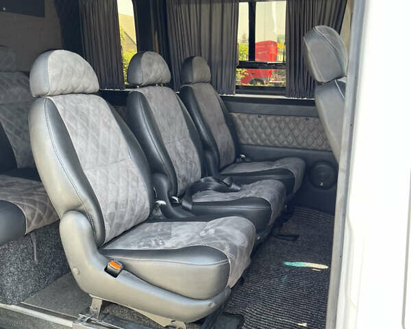 Белый Мерседес Sprinter, объемом двигателя 3 л и пробегом 490 тыс. км за 27297 $, фото 15 на Automoto.ua