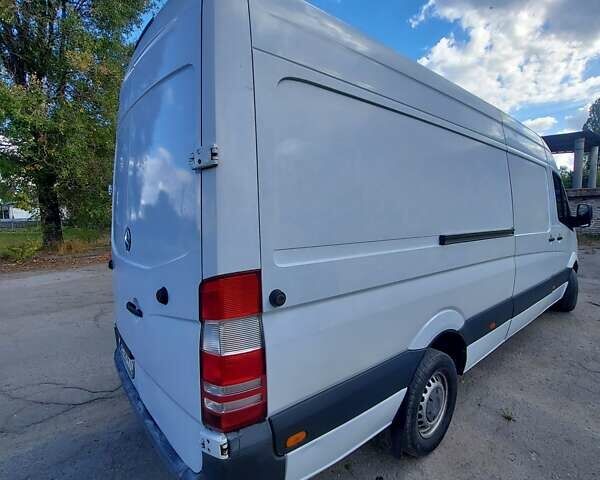 Белый Мерседес Sprinter, объемом двигателя 2.1 л и пробегом 451 тыс. км за 10500 $, фото 11 на Automoto.ua