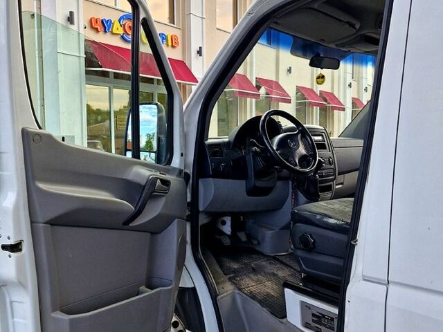Білий Мерседес Sprinter, об'ємом двигуна 2.2 л та пробігом 0 тис. км за 9500 $, фото 4 на Automoto.ua