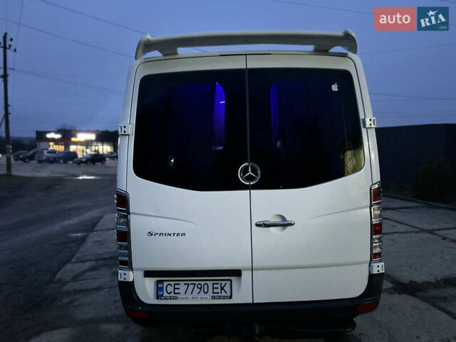 Белый Мерседес Sprinter, объемом двигателя 2.15 л и пробегом 350 тыс. км за 9750 $, фото 11 на Automoto.ua