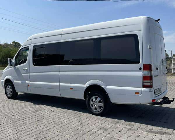 Белый Мерседес Sprinter, объемом двигателя 3 л и пробегом 490 тыс. км за 27297 $, фото 6 на Automoto.ua
