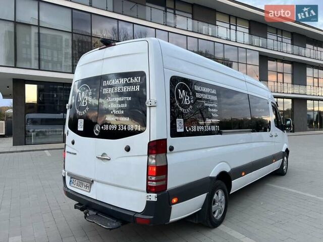 Белый Мерседес Sprinter, объемом двигателя 2.14 л и пробегом 880 тыс. км за 14200 $, фото 5 на Automoto.ua