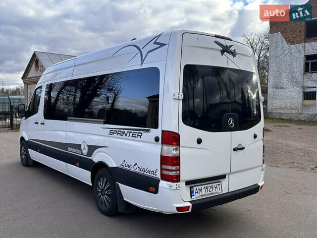 Белый Мерседес Sprinter, объемом двигателя 3.22 л и пробегом 600 тыс. км за 15500 $, фото 1 на Automoto.ua