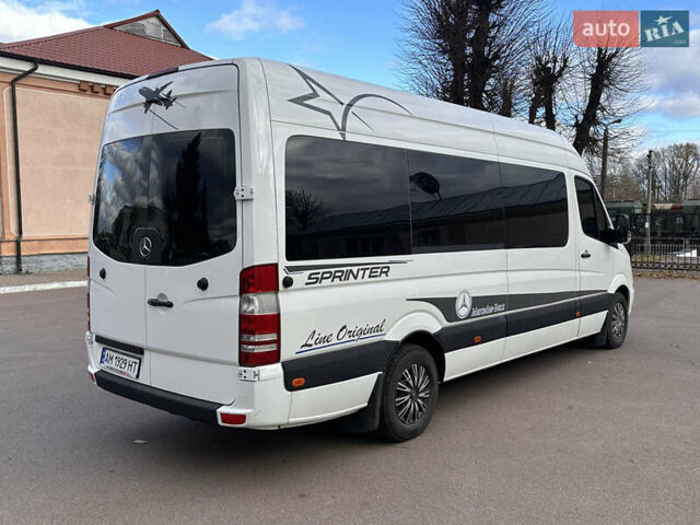 Белый Мерседес Sprinter, объемом двигателя 3.22 л и пробегом 600 тыс. км за 15500 $, фото 3 на Automoto.ua