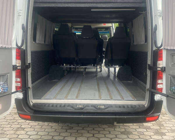Белый Мерседес Sprinter, объемом двигателя 2.2 л и пробегом 760 тыс. км за 18599 $, фото 29 на Automoto.ua