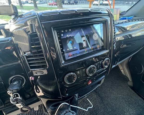 Белый Мерседес Sprinter, объемом двигателя 2.14 л и пробегом 880 тыс. км за 14200 $, фото 17 на Automoto.ua