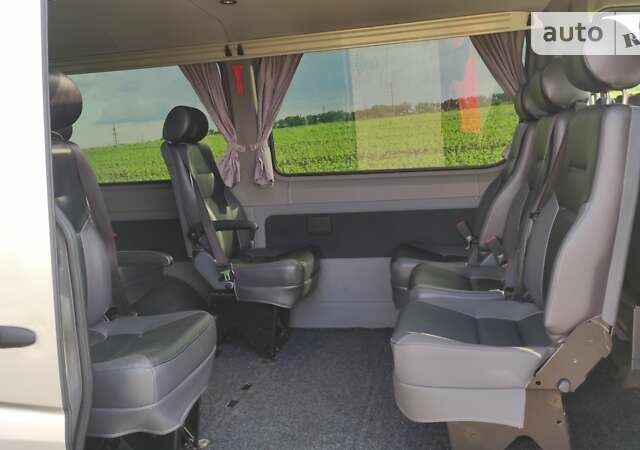 Белый Мерседес Sprinter, объемом двигателя 2.14 л и пробегом 300 тыс. км за 12500 $, фото 5 на Automoto.ua