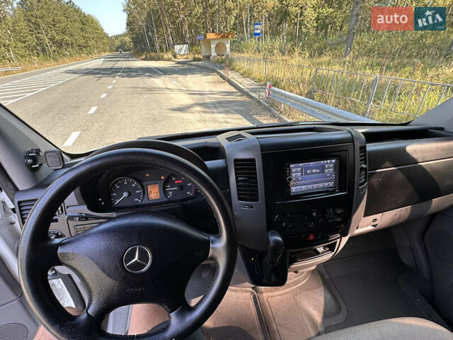 Белый Мерседес Sprinter, объемом двигателя 3.22 л и пробегом 600 тыс. км за 15500 $, фото 27 на Automoto.ua
