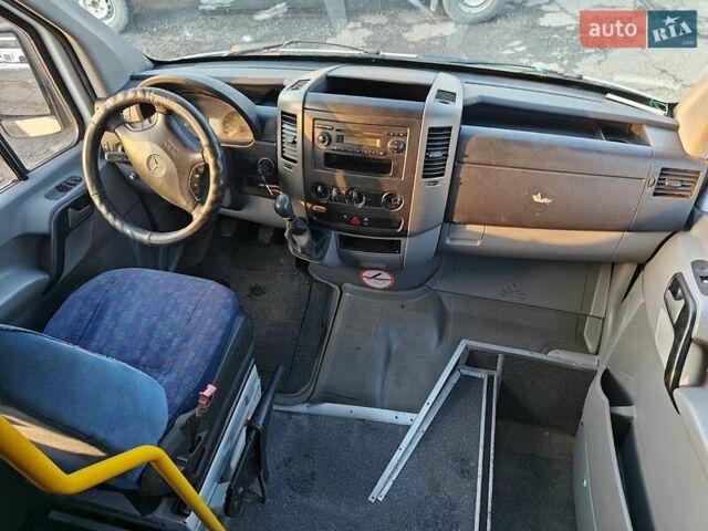 Белый Мерседес Sprinter, объемом двигателя 2.87 л и пробегом 700 тыс. км за 15700 $, фото 14 на Automoto.ua