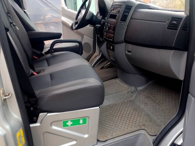 Белый Мерседес Sprinter, объемом двигателя 2.1 л и пробегом 250 тыс. км за 9900 $, фото 7 на Automoto.ua