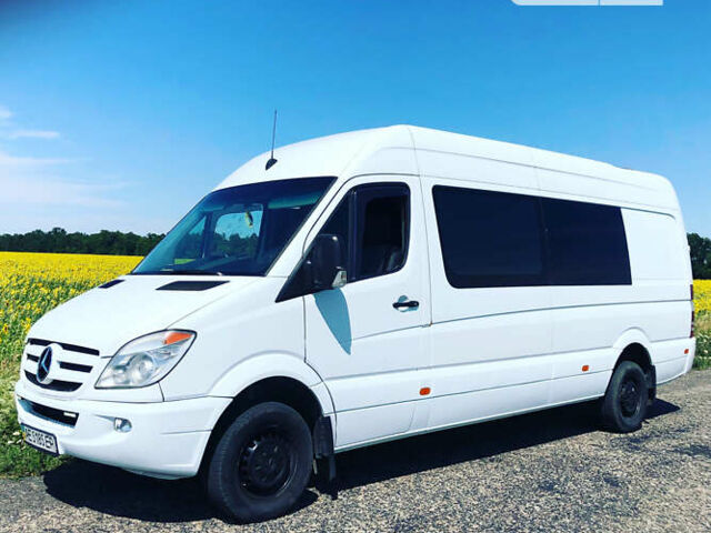 Белый Мерседес Sprinter, объемом двигателя 3 л и пробегом 630 тыс. км за 18500 $, фото 21 на Automoto.ua
