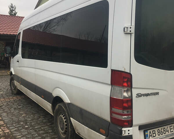 Білий Мерседес Sprinter, об'ємом двигуна 2.15 л та пробігом 213 тис. км за 15500 $, фото 3 на Automoto.ua