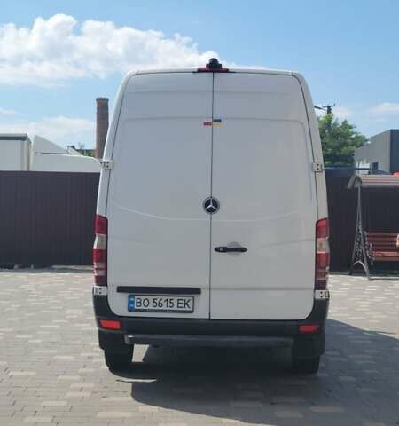 Білий Мерседес Sprinter, об'ємом двигуна 2.15 л та пробігом 333 тис. км за 14000 $, фото 2 на Automoto.ua