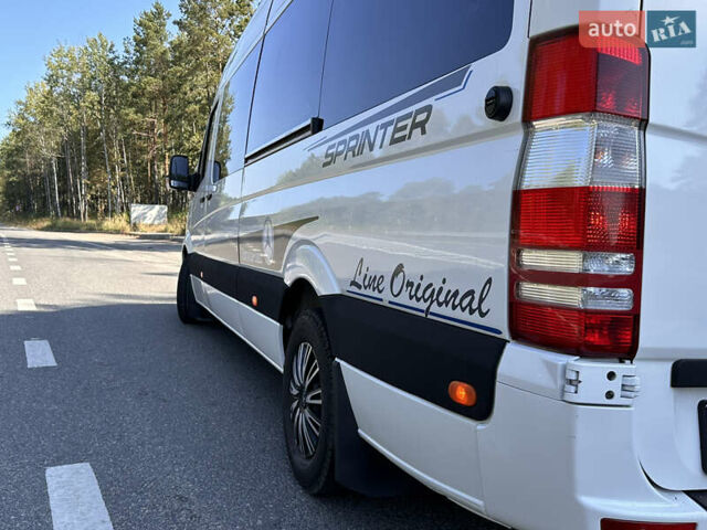 Белый Мерседес Sprinter, объемом двигателя 3.22 л и пробегом 600 тыс. км за 15500 $, фото 11 на Automoto.ua
