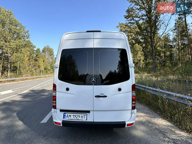 Белый Мерседес Sprinter, объемом двигателя 3.22 л и пробегом 600 тыс. км за 15500 $, фото 12 на Automoto.ua