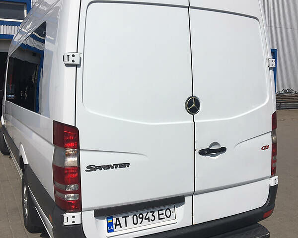 Белый Мерседес Sprinter, объемом двигателя 0 л и пробегом 600 тыс. км за 22800 $, фото 2 на Automoto.ua