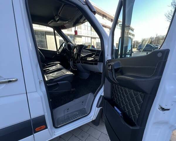 Білий Мерседес Sprinter, об'ємом двигуна 2.1 л та пробігом 850 тис. км за 16500 $, фото 22 на Automoto.ua