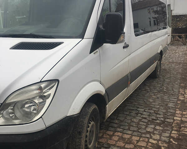 Білий Мерседес Sprinter, об'ємом двигуна 2.15 л та пробігом 213 тис. км за 15500 $, фото 2 на Automoto.ua
