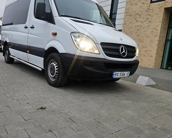 Білий Мерседес Sprinter, об'ємом двигуна 2.15 л та пробігом 239 тис. км за 18000 $, фото 1 на Automoto.ua