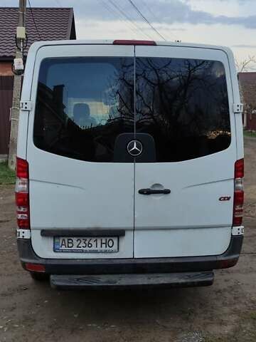 Белый Мерседес Sprinter, объемом двигателя 2.1 л и пробегом 413 тыс. км за 6900 $, фото 5 на Automoto.ua