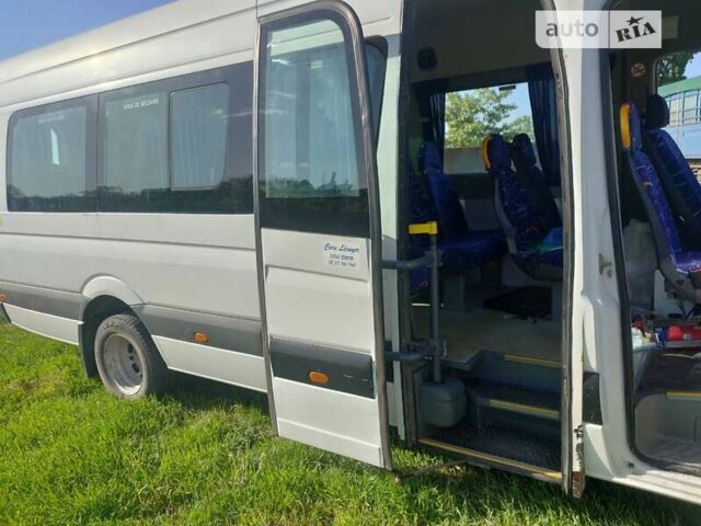 Білий Мерседес Sprinter, об'ємом двигуна 2.2 л та пробігом 250 тис. км за 25000 $, фото 2 на Automoto.ua