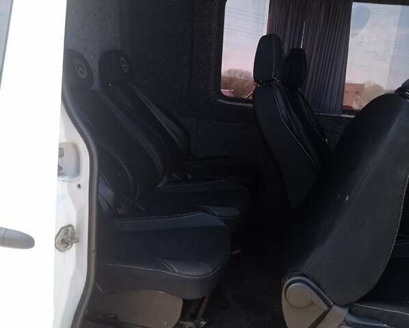 Белый Мерседес Sprinter, объемом двигателя 3 л и пробегом 550 тыс. км за 14000 $, фото 5 на Automoto.ua