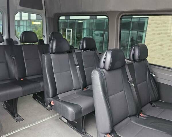 Білий Мерседес Sprinter, об'ємом двигуна 2.15 л та пробігом 239 тис. км за 18000 $, фото 19 на Automoto.ua