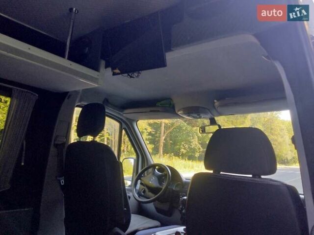 Білий Мерседес Sprinter, об'ємом двигуна 3 л та пробігом 708 тис. км за 20500 $, фото 24 на Automoto.ua