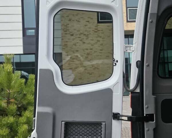 Білий Мерседес Sprinter, об'ємом двигуна 2.15 л та пробігом 239 тис. км за 18000 $, фото 11 на Automoto.ua