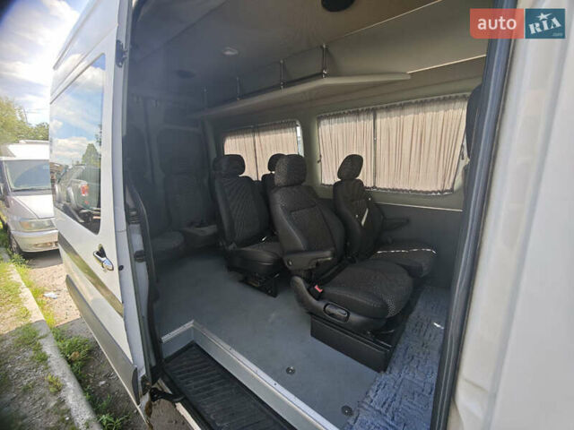 Белый Мерседес Sprinter, объемом двигателя 0 л и пробегом 365 тыс. км за 12800 $, фото 7 на Automoto.ua