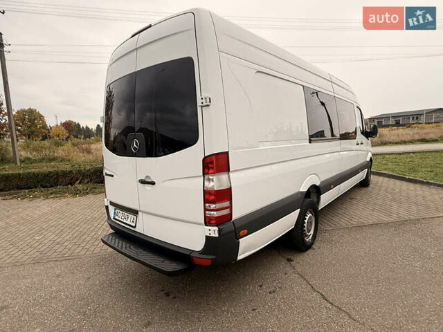 Белый Мерседес Sprinter, объемом двигателя 2.99 л и пробегом 412 тыс. км за 20000 $, фото 3 на Automoto.ua