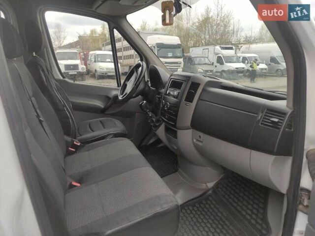 Белый Мерседес Sprinter, объемом двигателя 2.14 л и пробегом 460 тыс. км за 19900 $, фото 6 на Automoto.ua