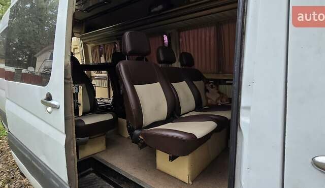 Белый Мерседес Sprinter, объемом двигателя 2.1 л и пробегом 50 тыс. км за 18000 $, фото 7 на Automoto.ua